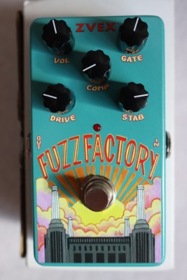Z.Vex Fuzz Factory Vertical 2.JPG