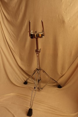 Roadpro Double Tom Stand HTW839W.jpg